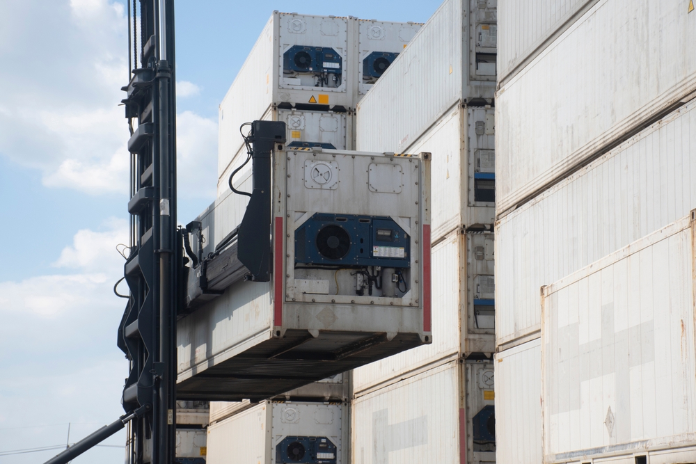 The Most Common Ways to Save Money on Reefer Power Costs